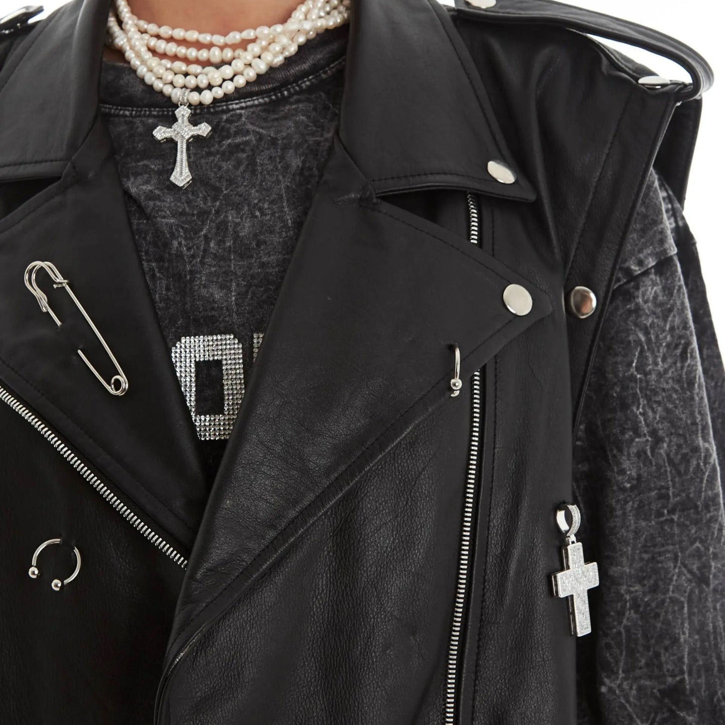Oversized transformer jacket with removable chain