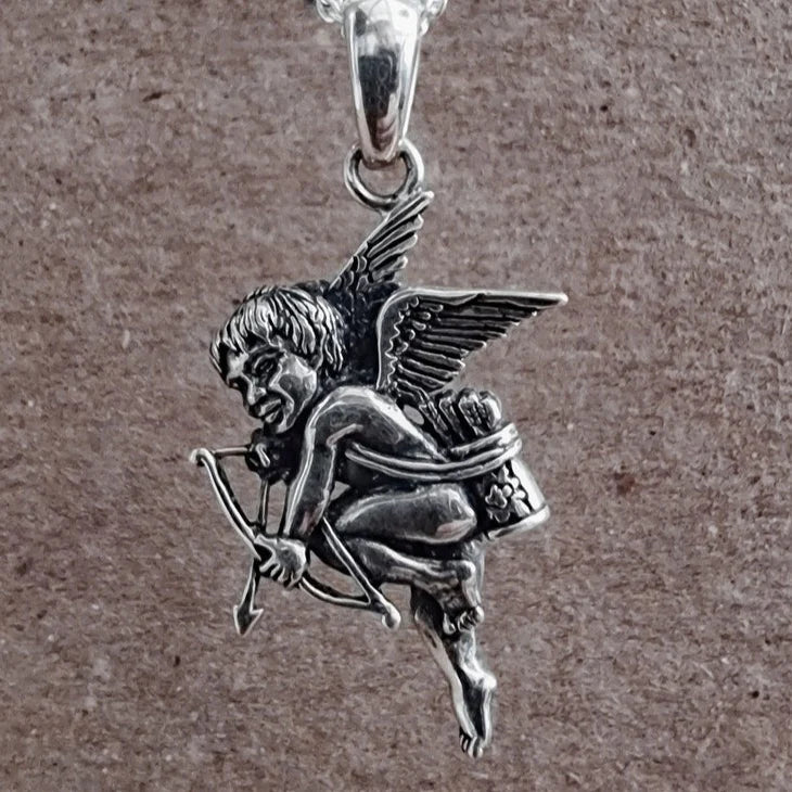 Angel pendant in silver