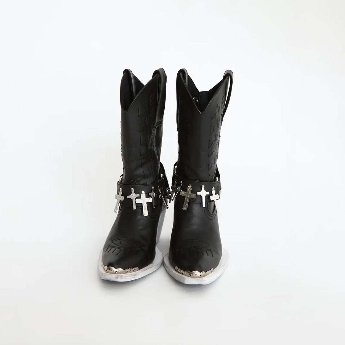 Cowboy boots with removable bracelets