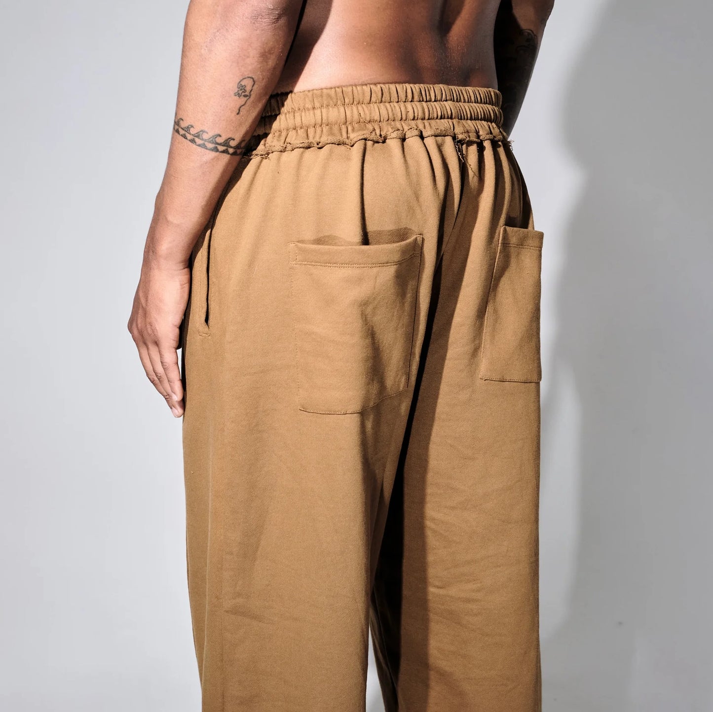 Barrel Tracks Pants In Chocolate