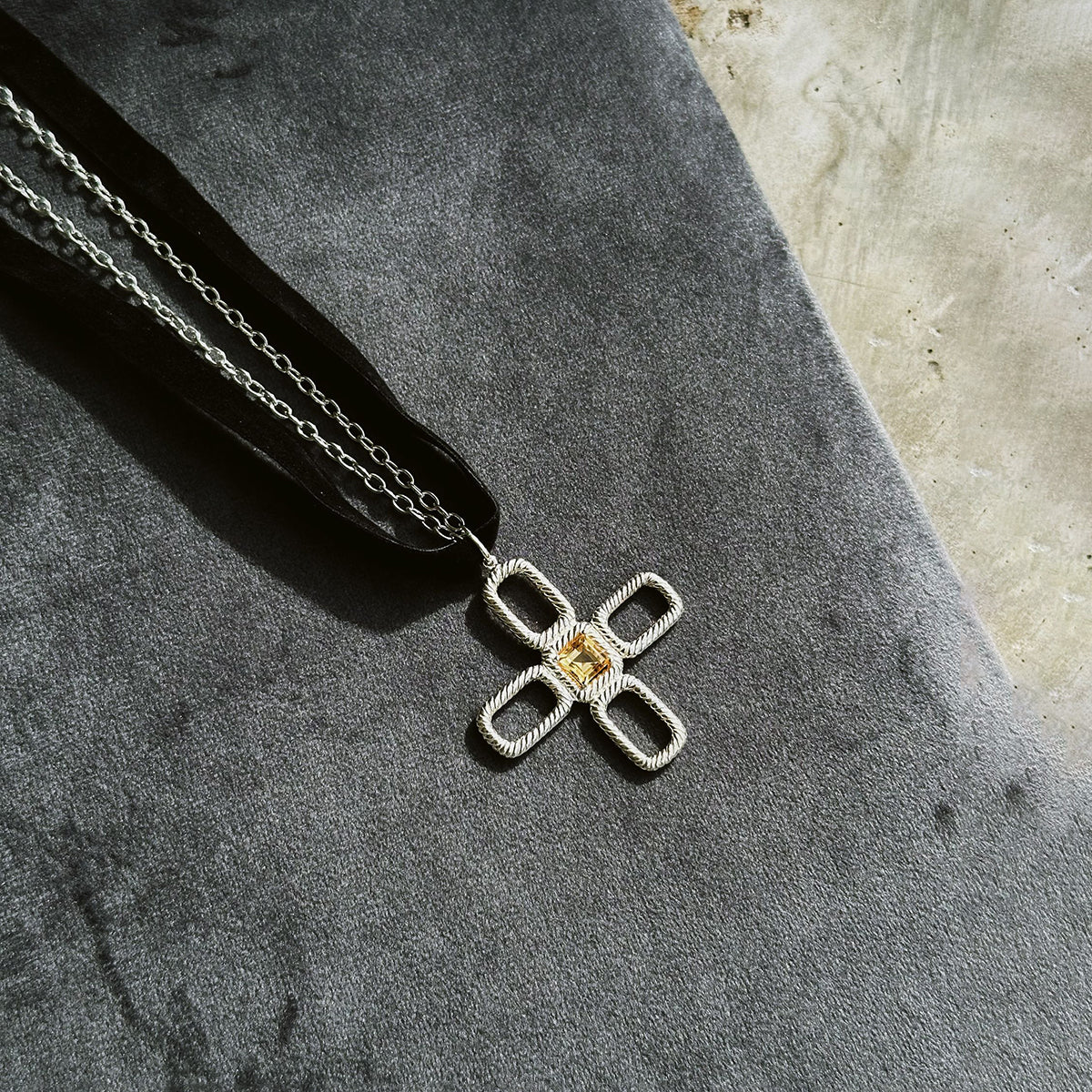 Necklace Cross with Citrine