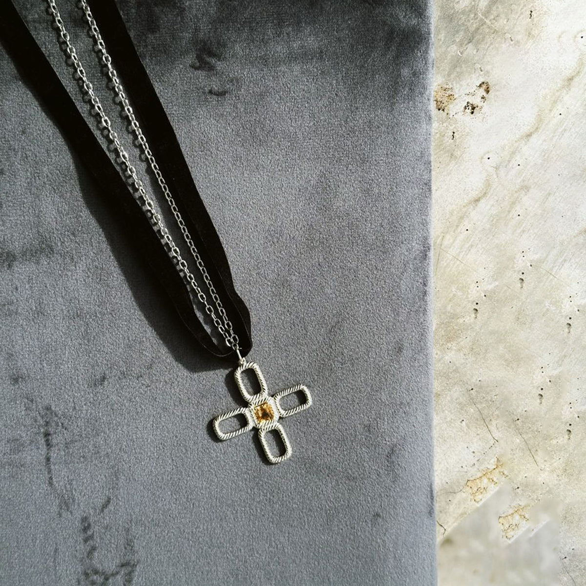 Necklace Cross with Citrine