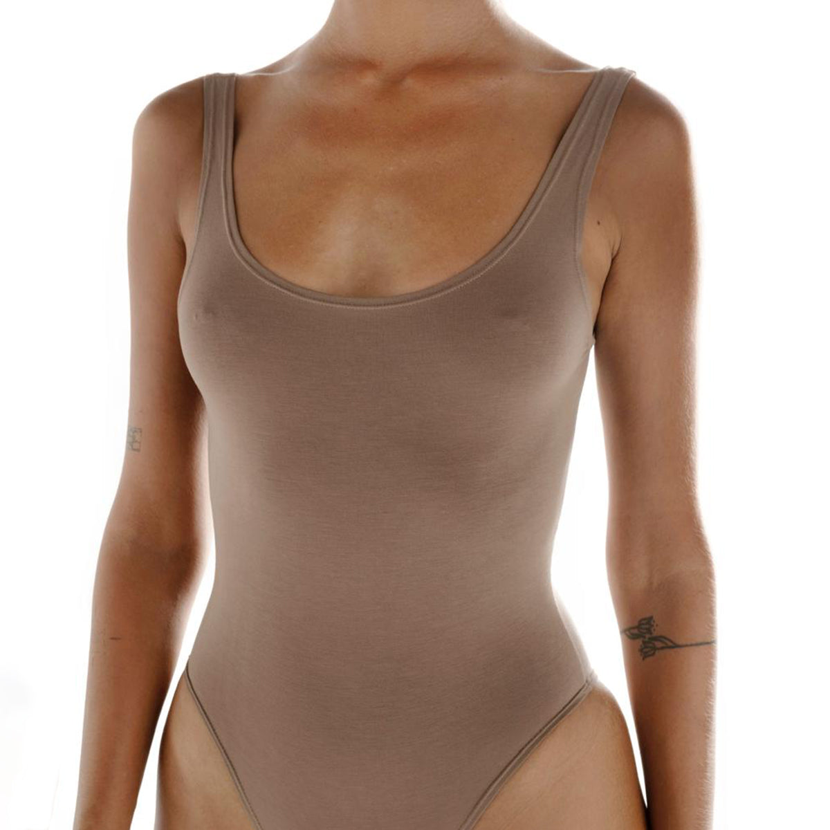 Lemur Basic Bodysuit Beige