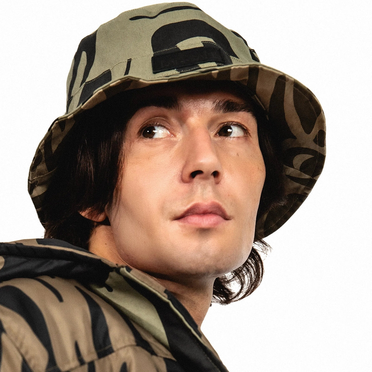 OLIVE & BLACK / SAGE & OLIVE BUCKET HAT