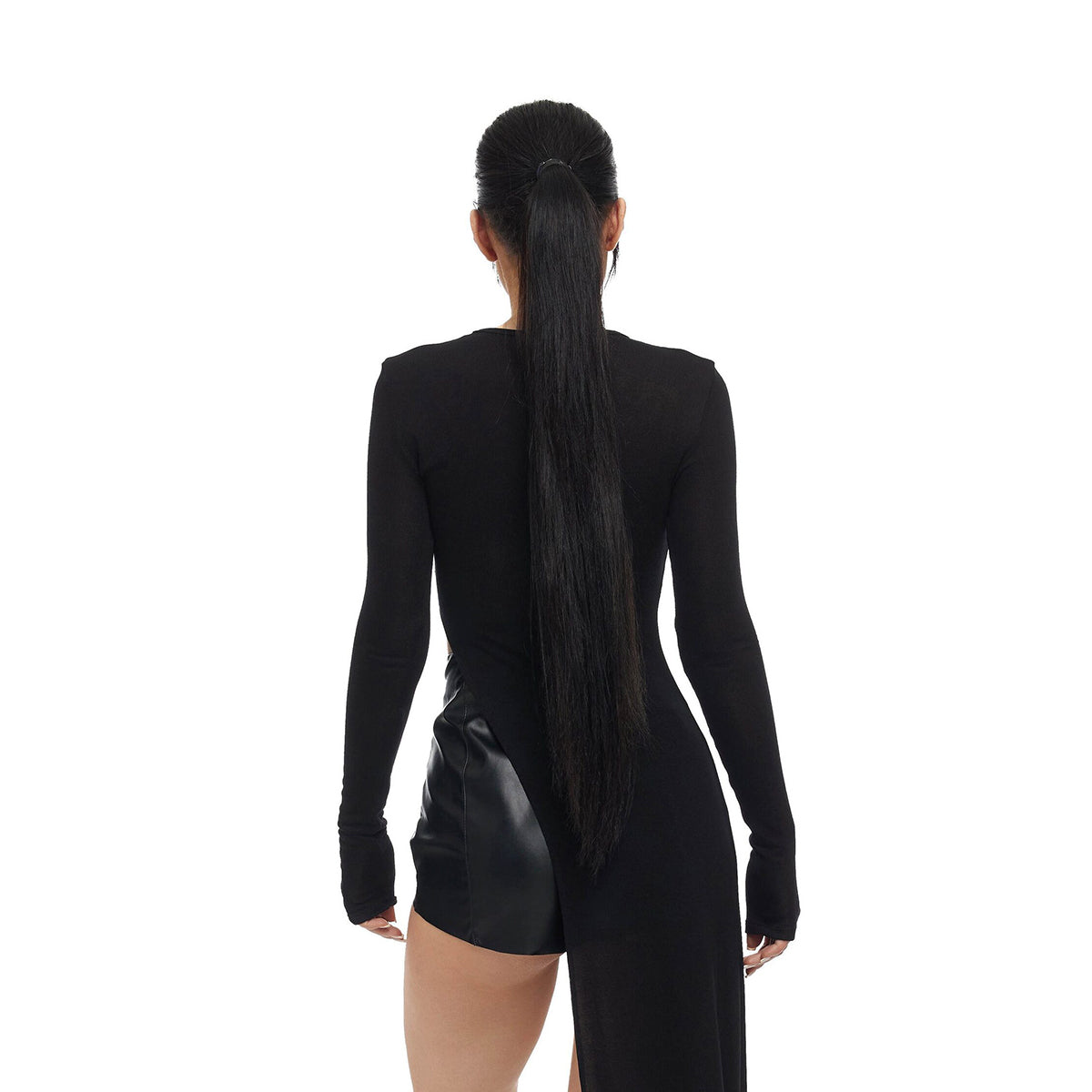 Top BENOA In Black