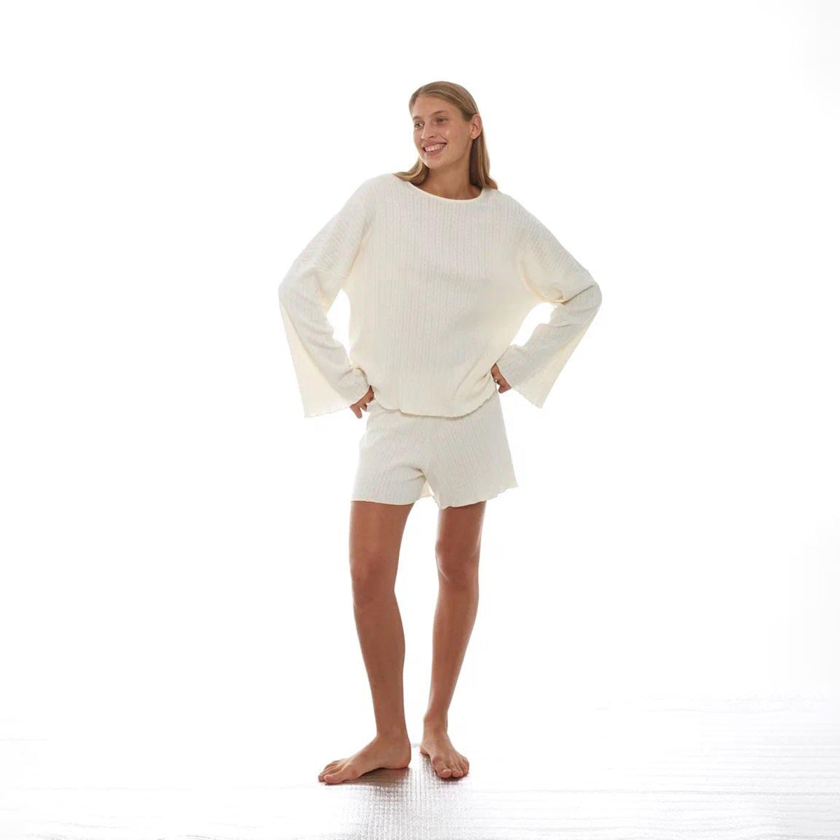 PLOMBIR LONGSLEEVE/SHORT IN CREAM
