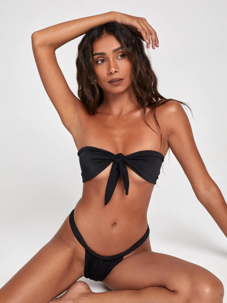 Aria bikini