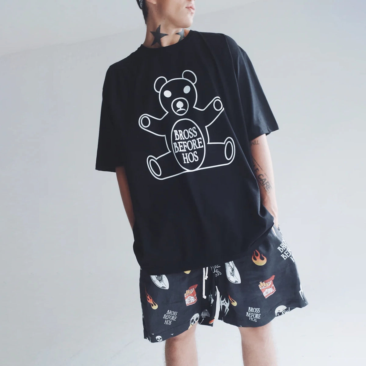 TSHIRT BEAR IN BLACK