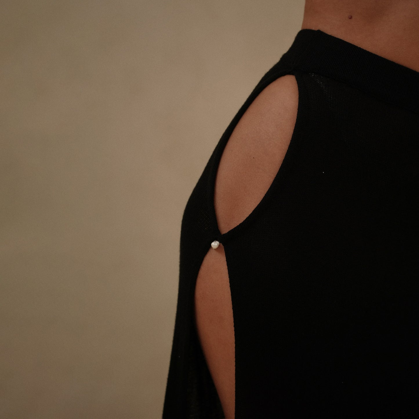ANDRIANA SKIRT IN BLACK