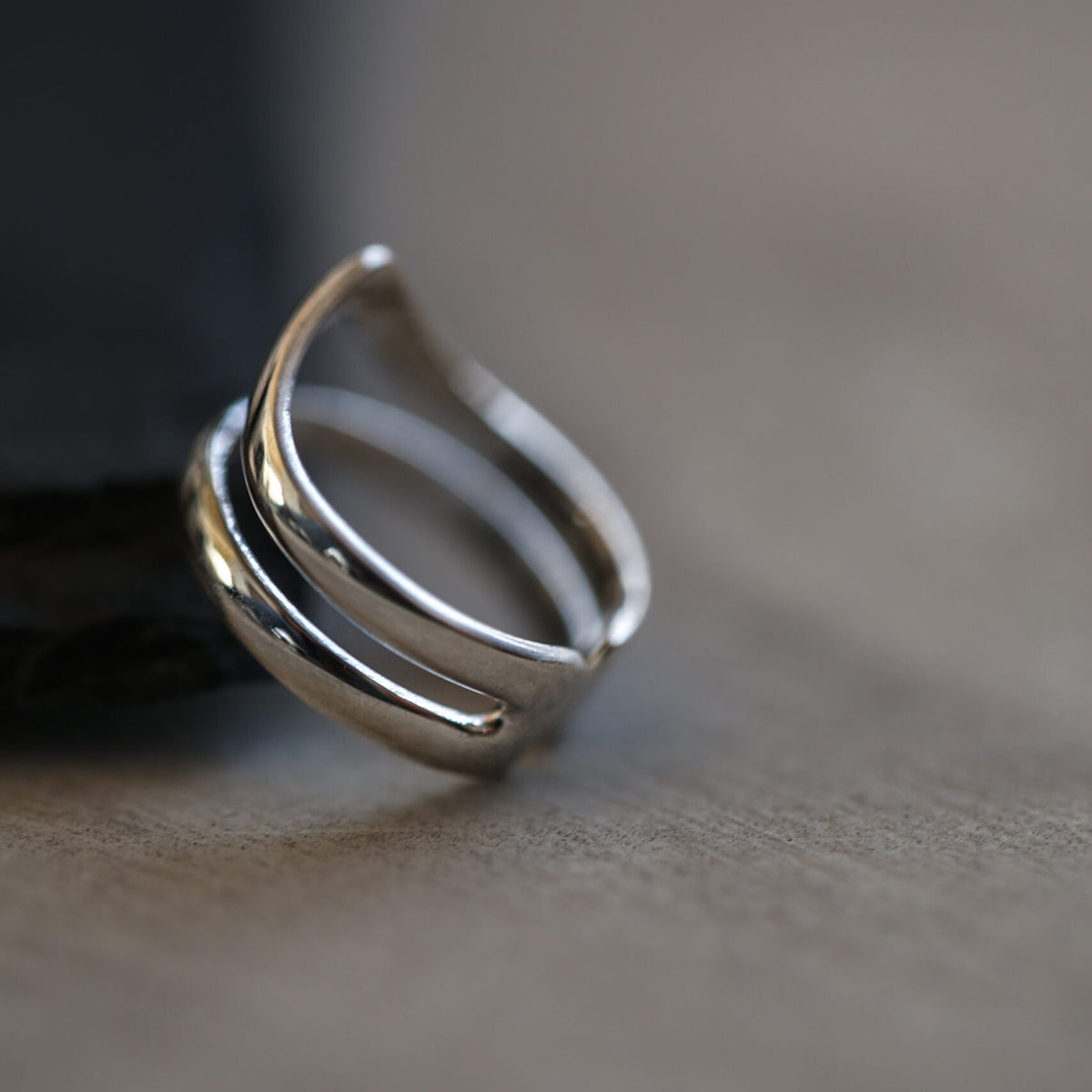 Phalanx Ring The Wave