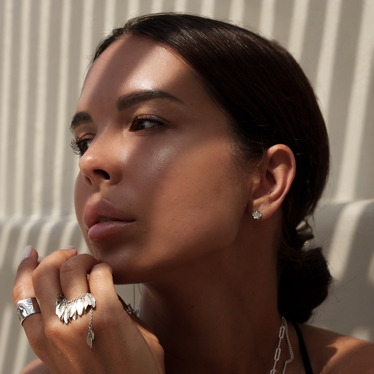 Earrings Feel Calm