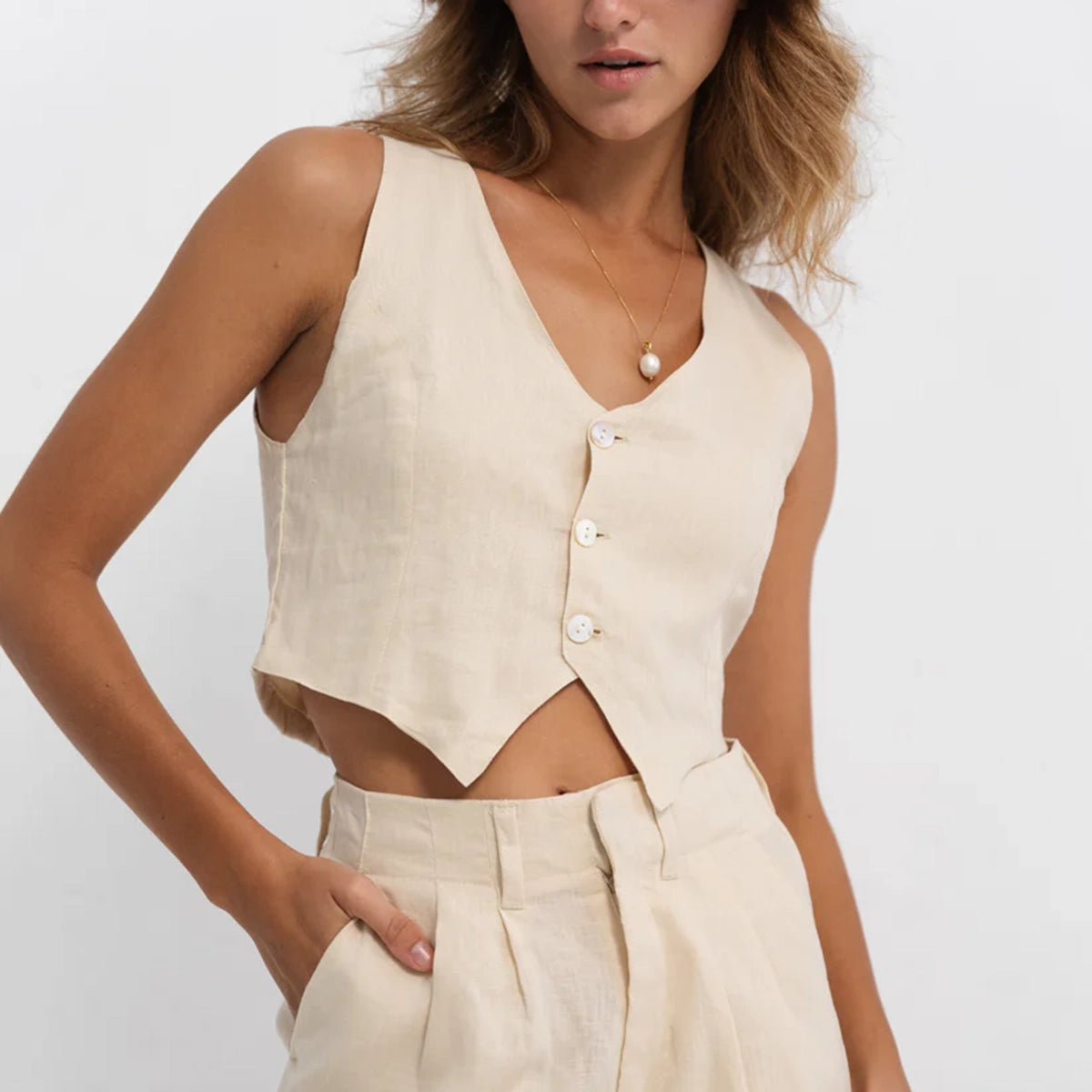 Linen Vest in Cream