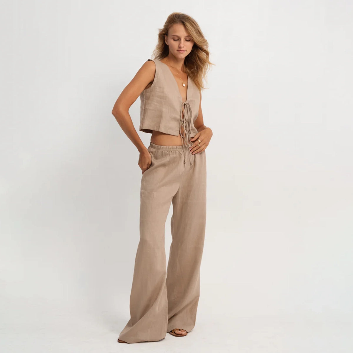 Linen Vest With Tie in Earth