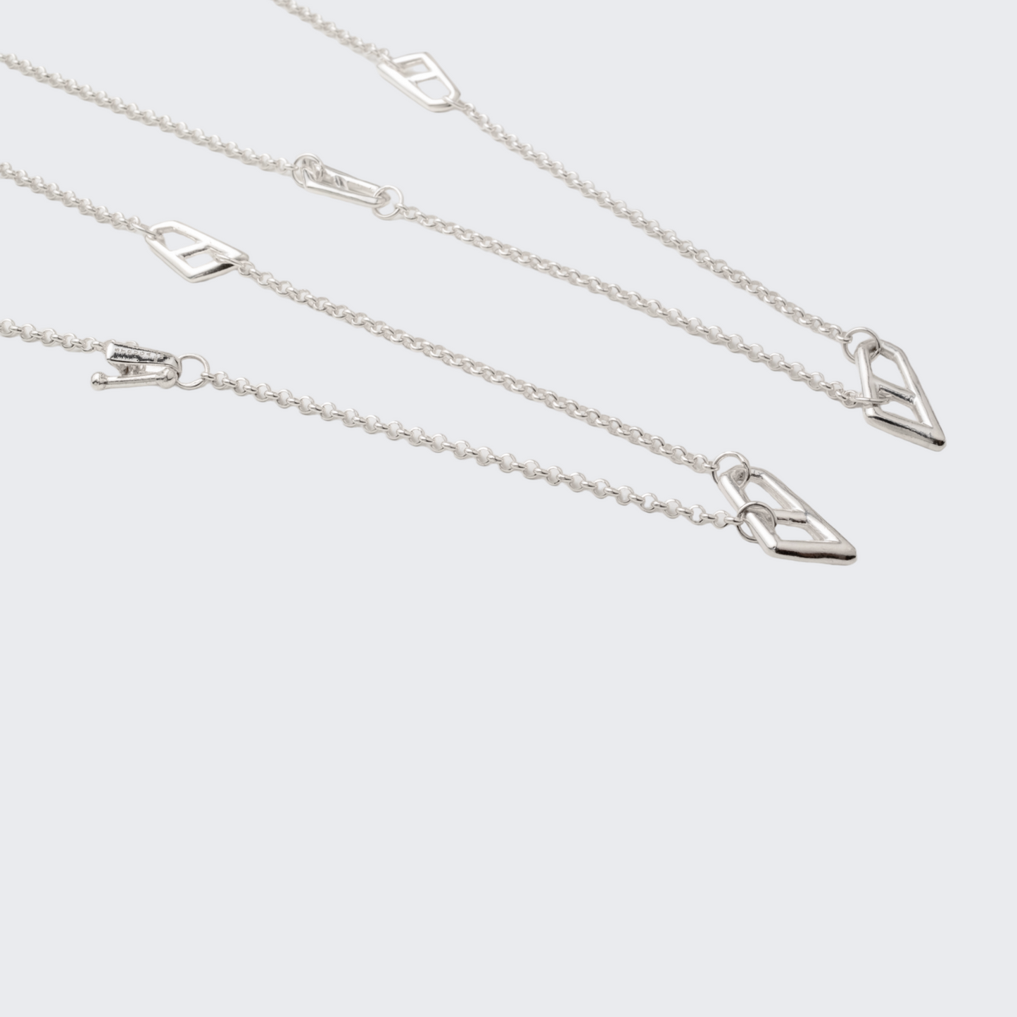 Chain long with signature links