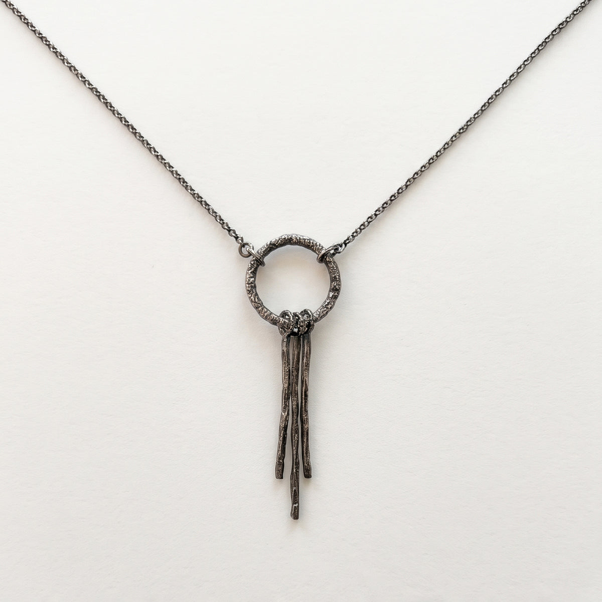 3STEAM & CIRCLE PENDANT NECKLACE