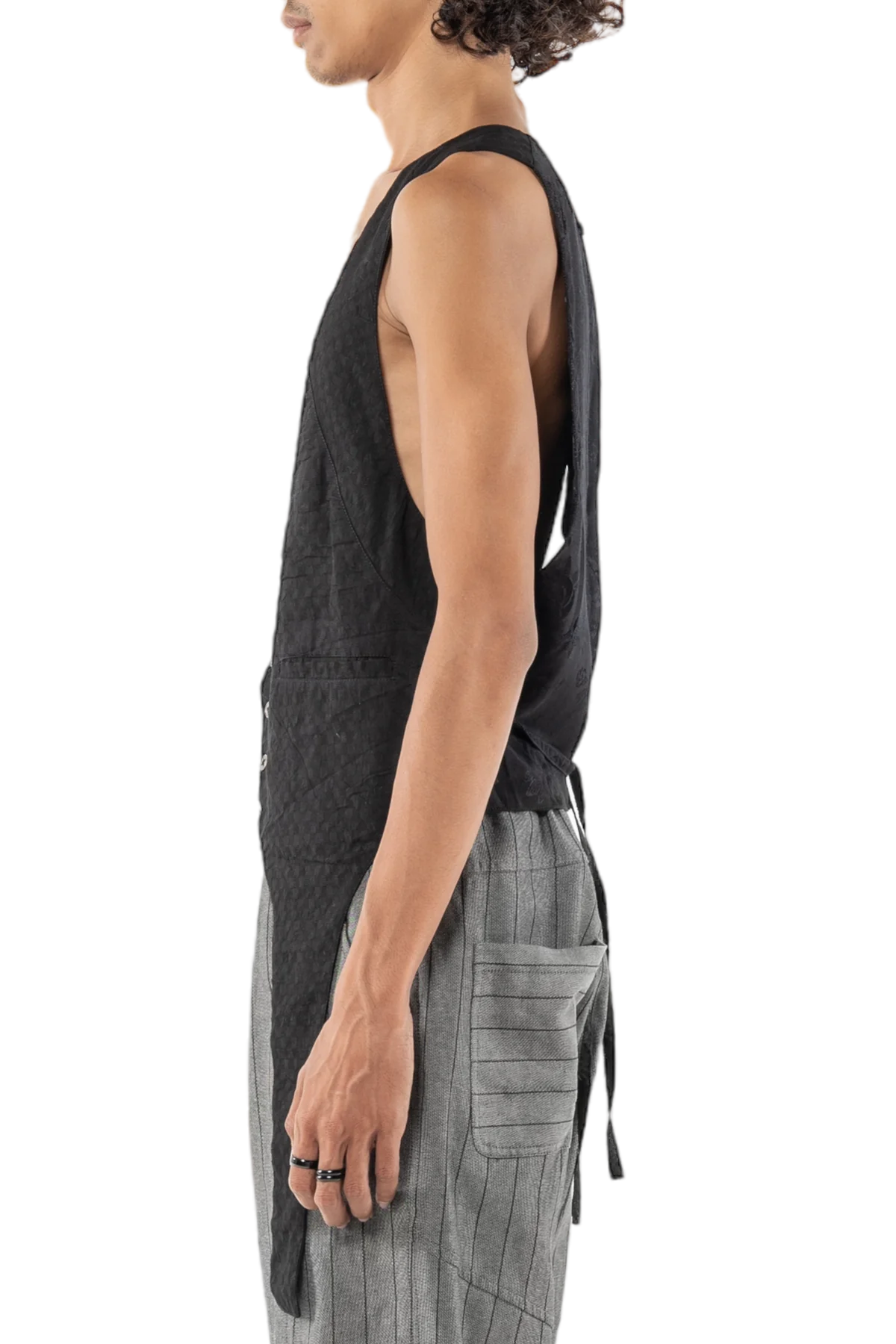 Hallar vest