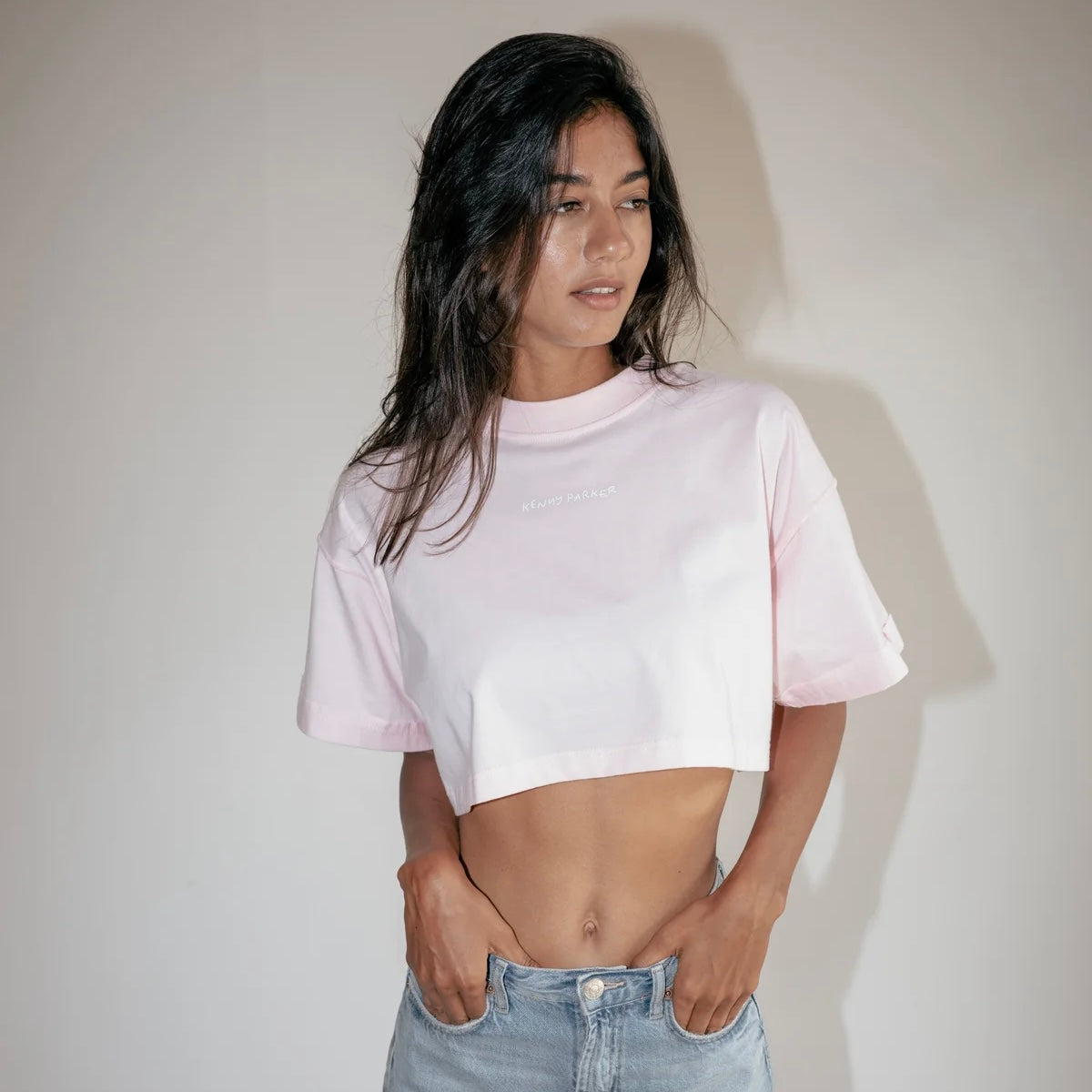 Cropped exposed tee
