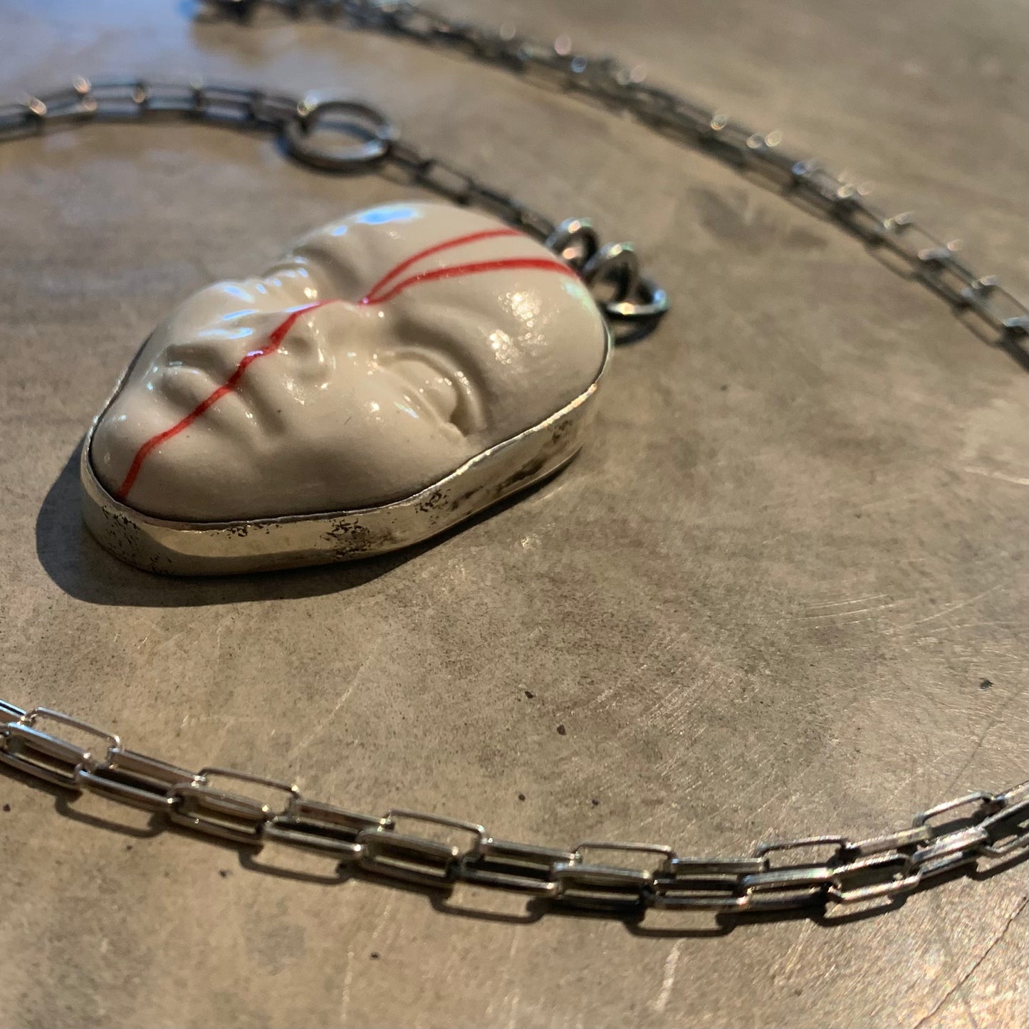 Art tag face necklace (silver)