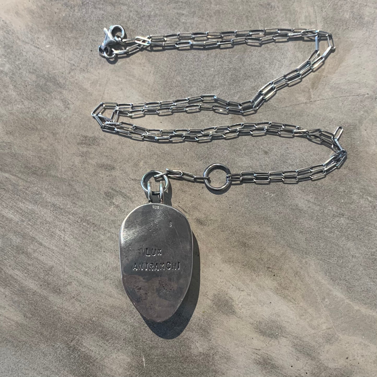 8 face necklace (silver)