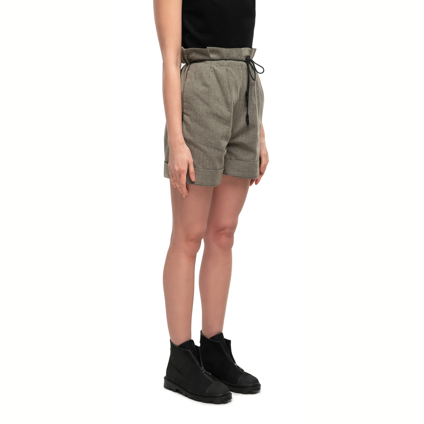 Linen high waisted shorts