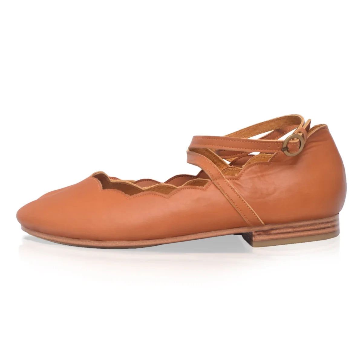 Myrelle Criss-Cross Leather Ballet Flats In Tan