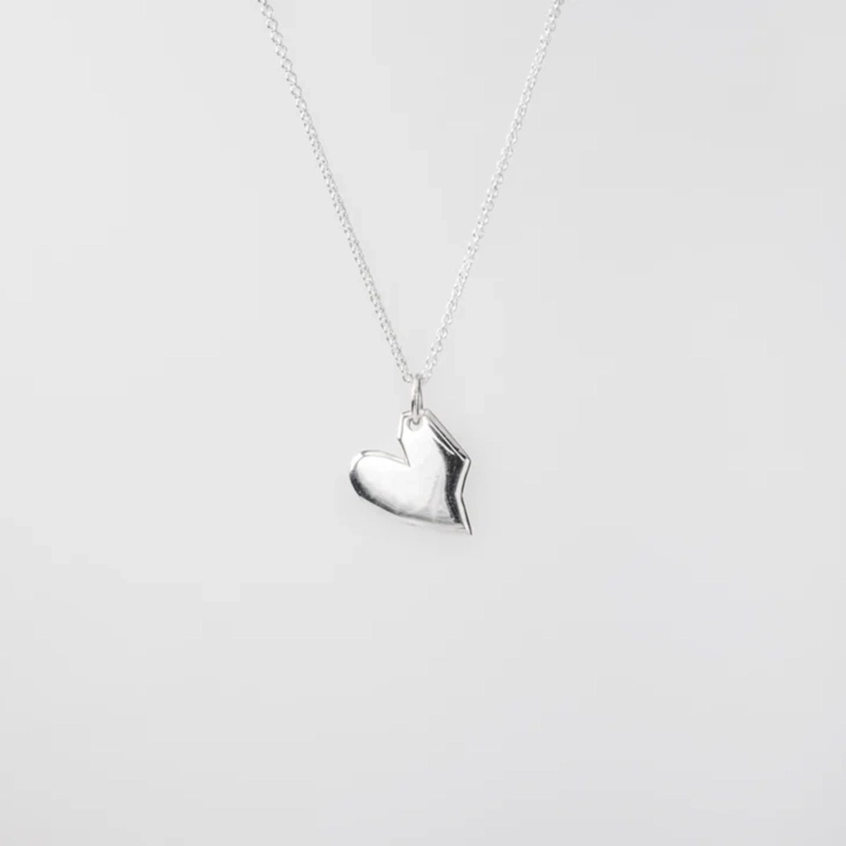Necklace small solid heart