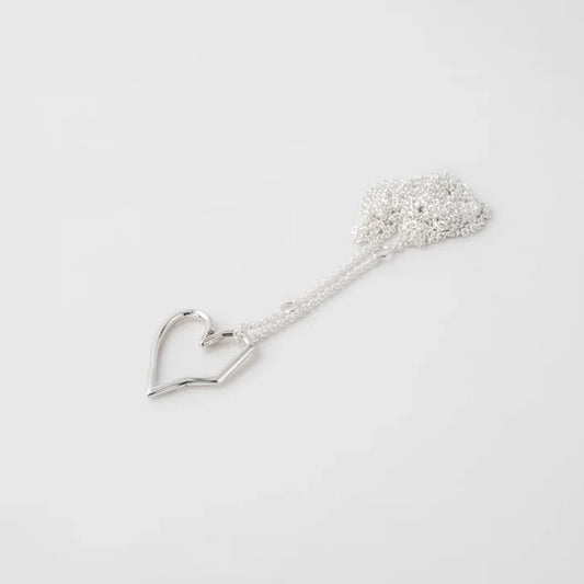 Necklace wire heart