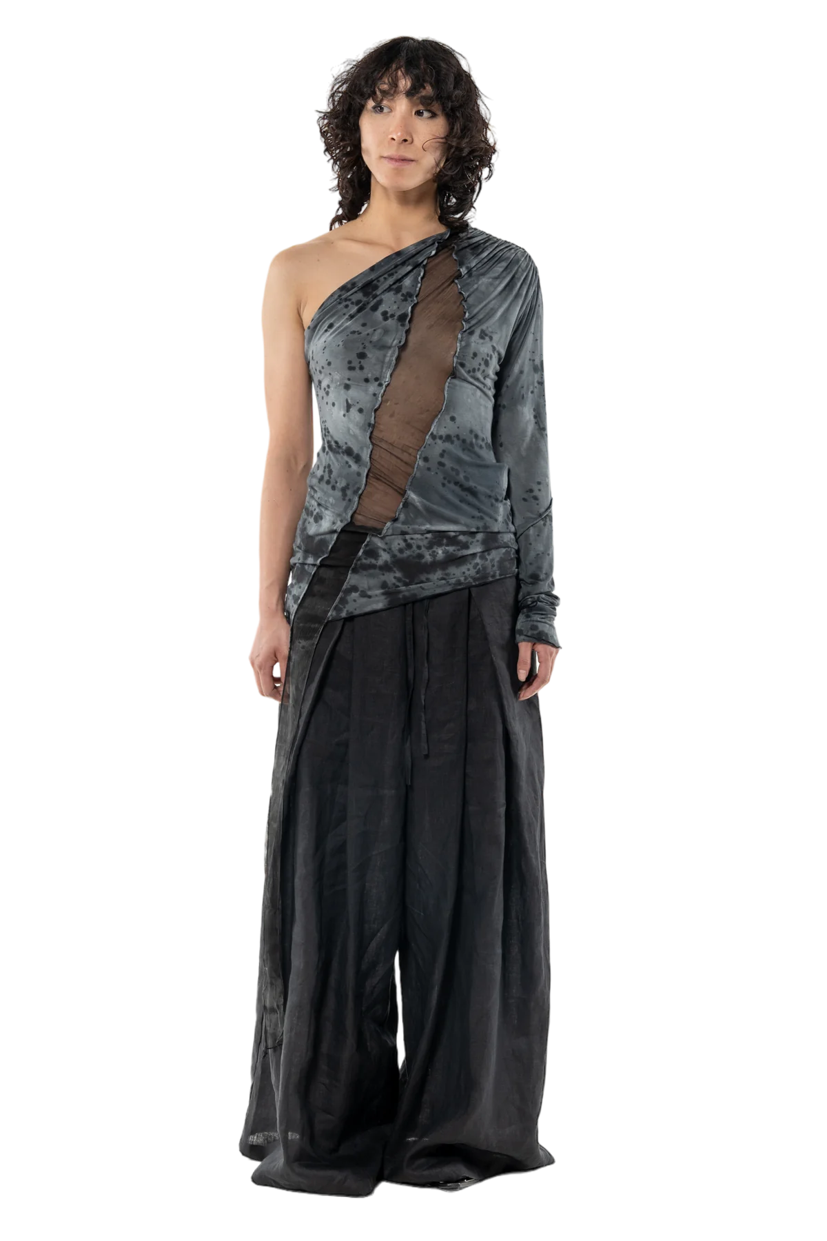 Anesu top noda hitam