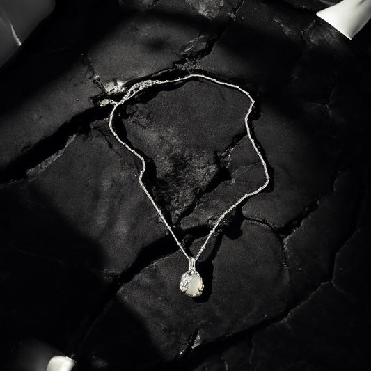 Necklace Feel Close