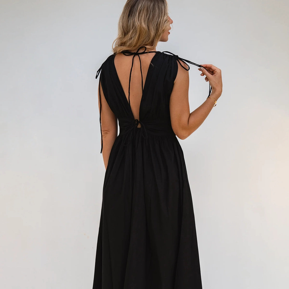 Rafina Goddes Cotton Maxi Dress In Black