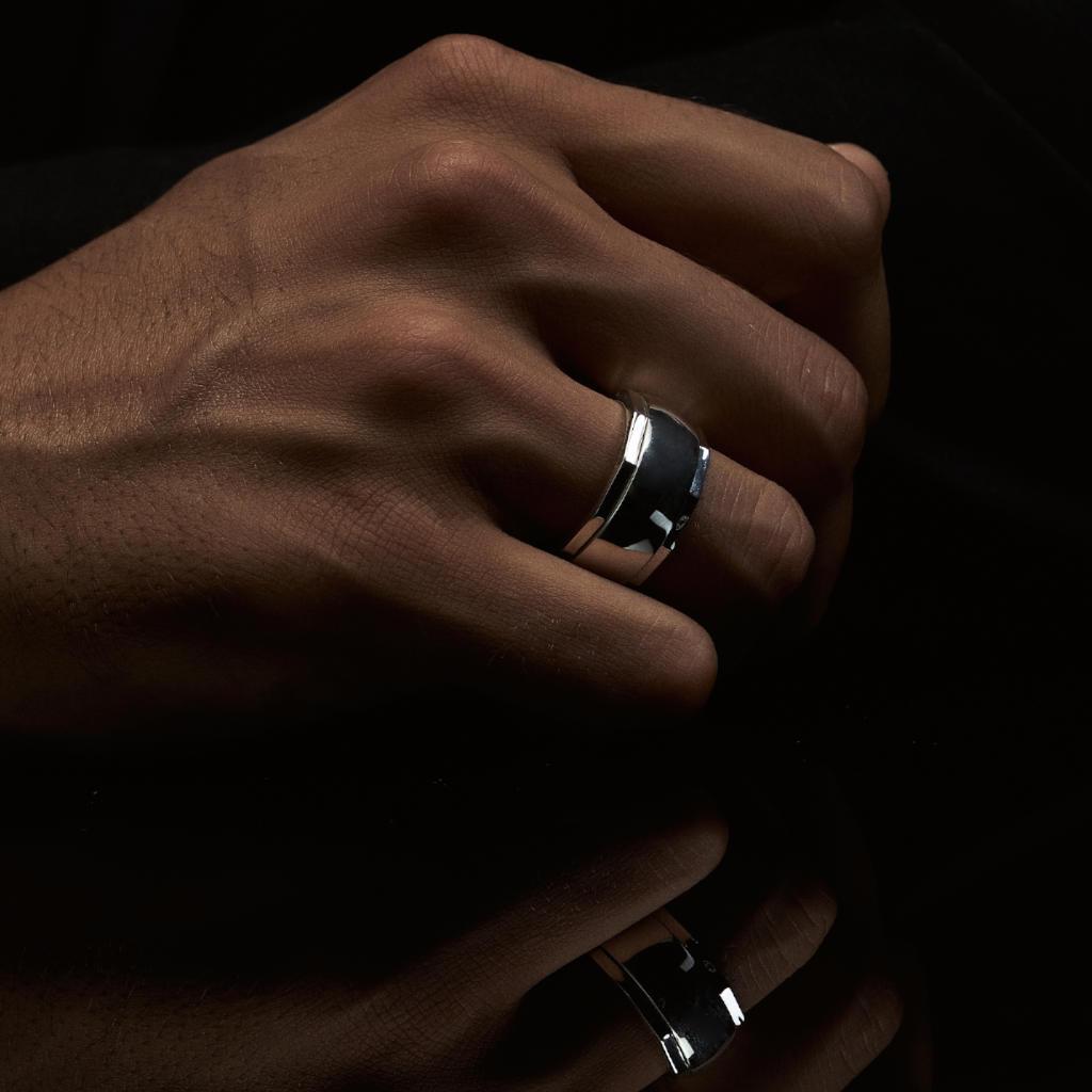 Ring - Spinner Half-Round - IKKU Jewelry