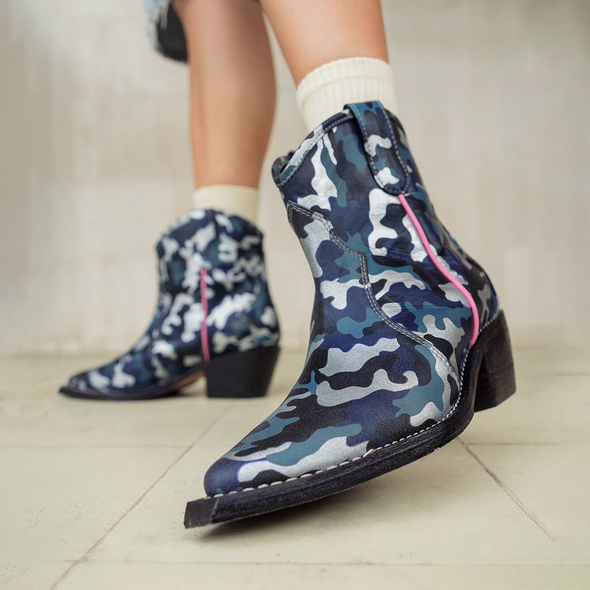 Win Win Boots
