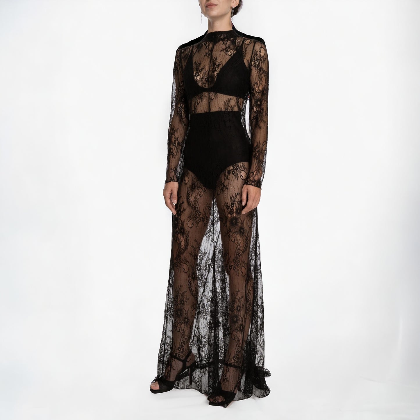Lace dress in Black