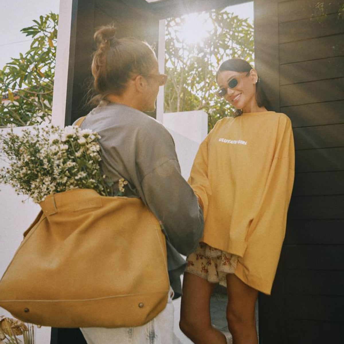 Longsleeve Uluwatu Girl In Mustard