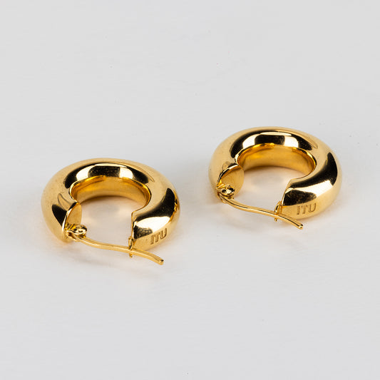 HOOP EARRING IN GOLD