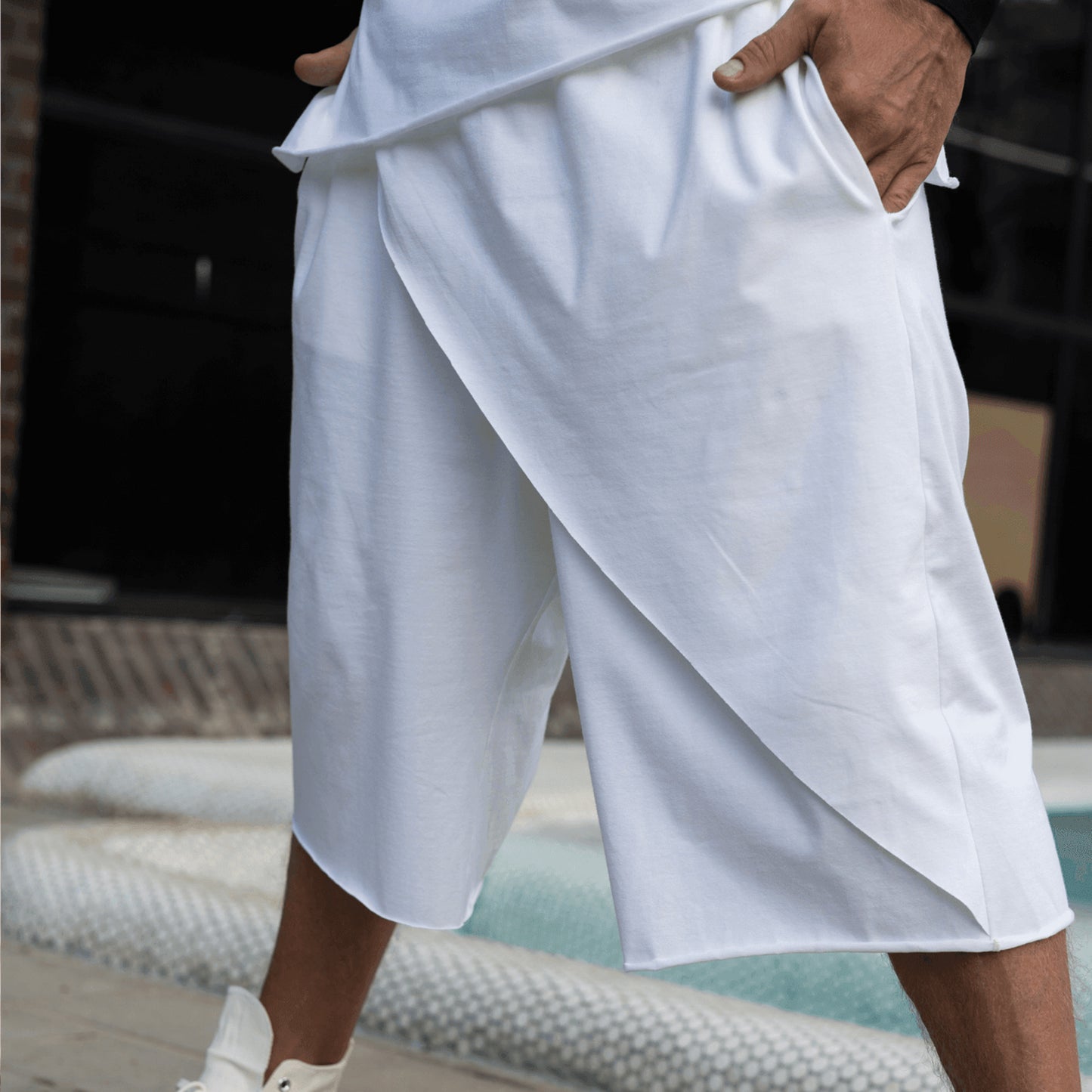 Long shorts dzen white