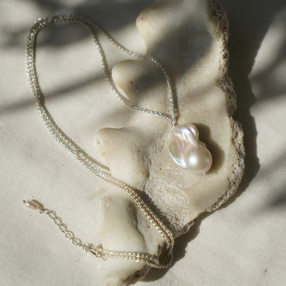 Magic Tear Necklace