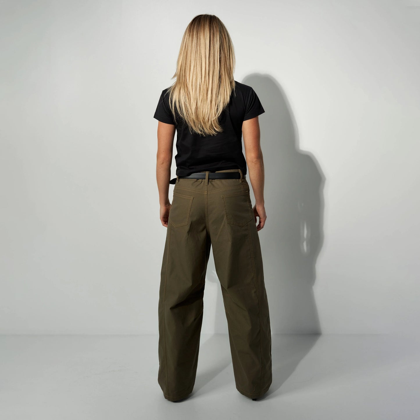 BAGGY UNISEX PANTS IN KHAKI