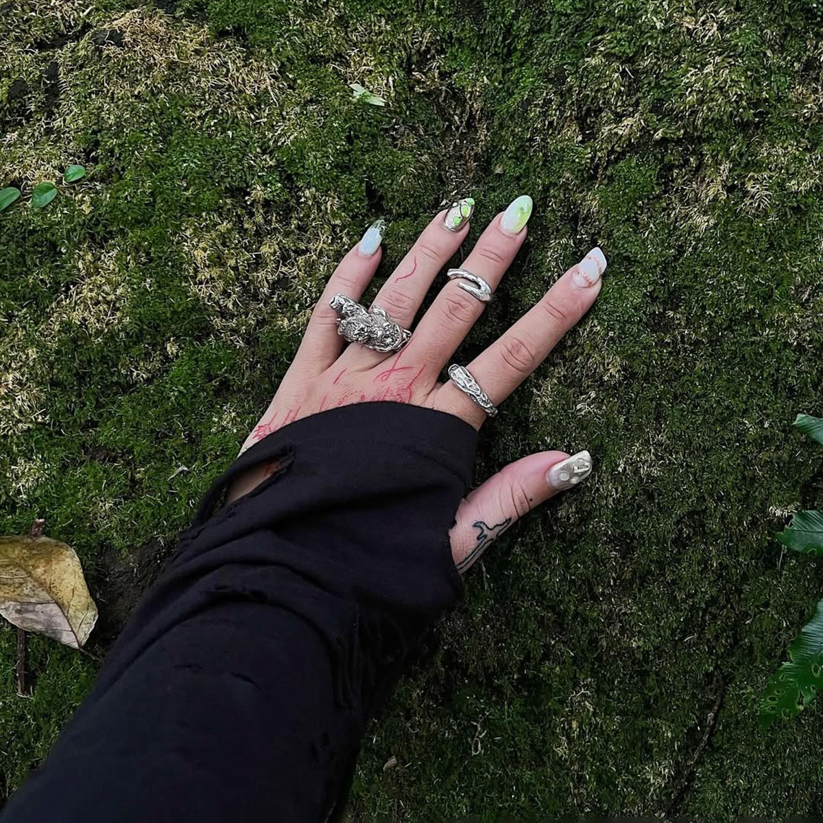 RING CLAW