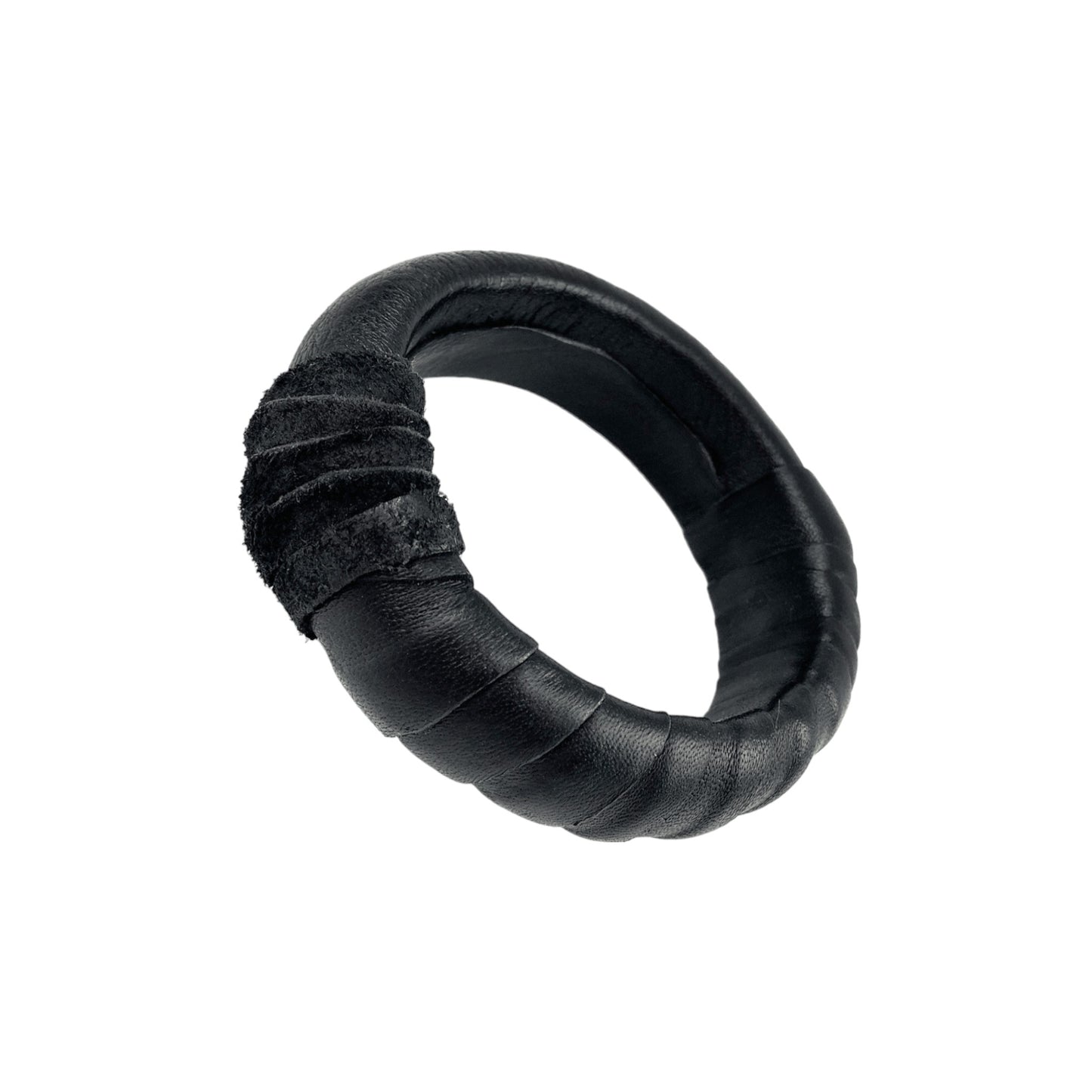 Round leather wristband