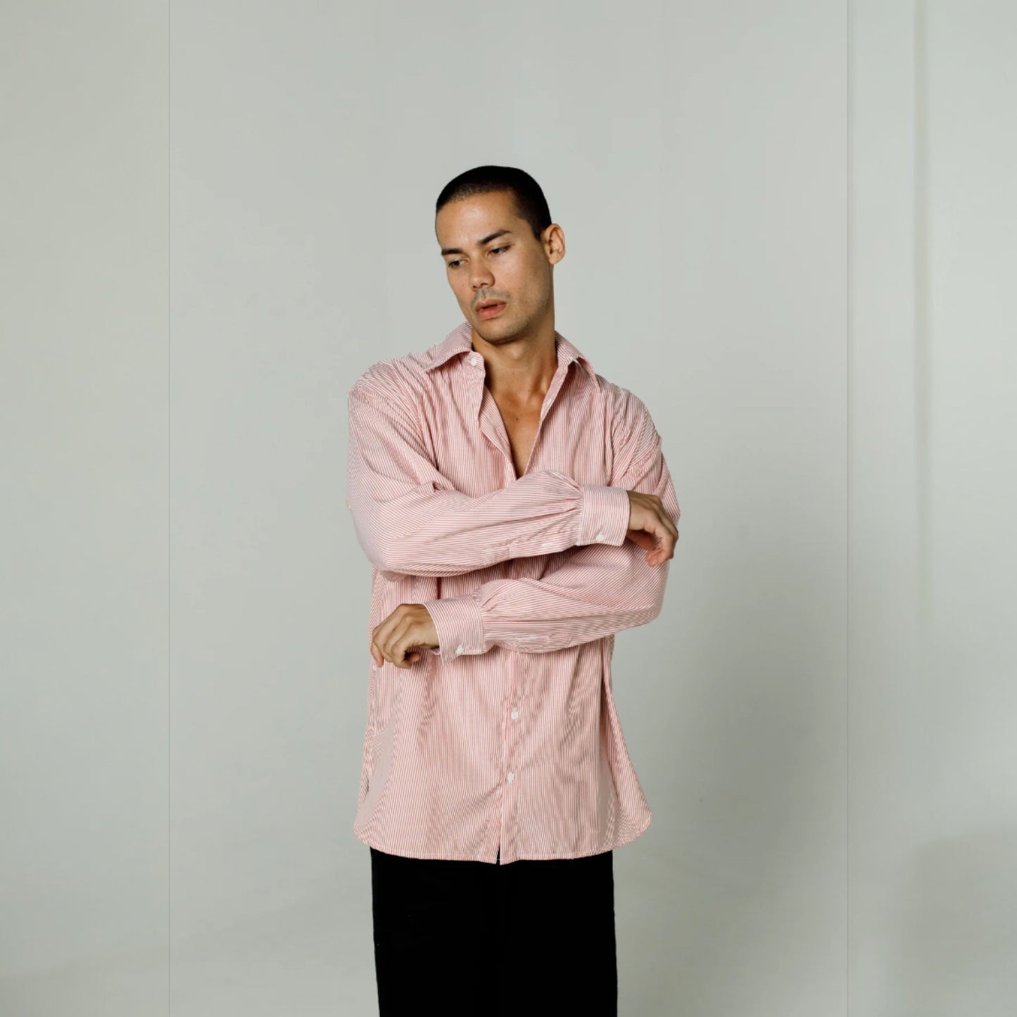 Striped collared button-up shirt red/white