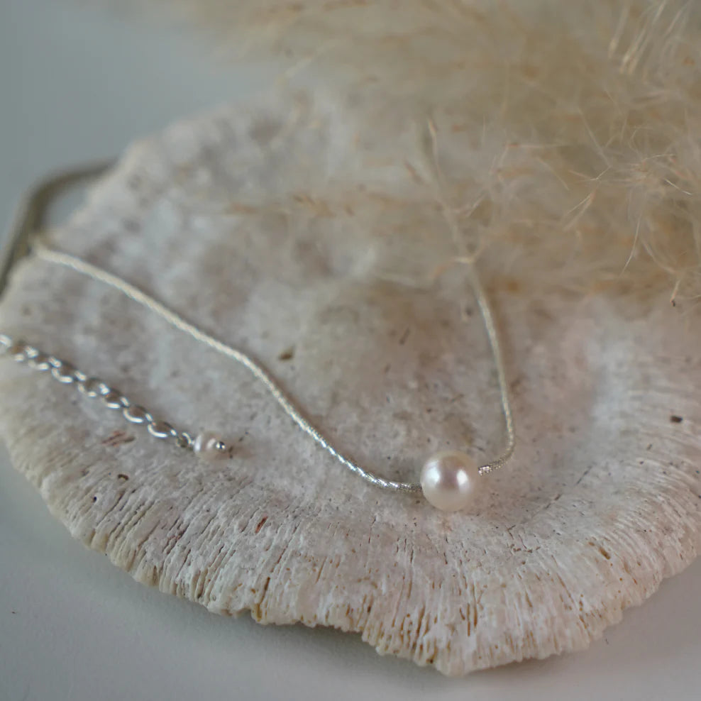 Sunny Dust Necklace