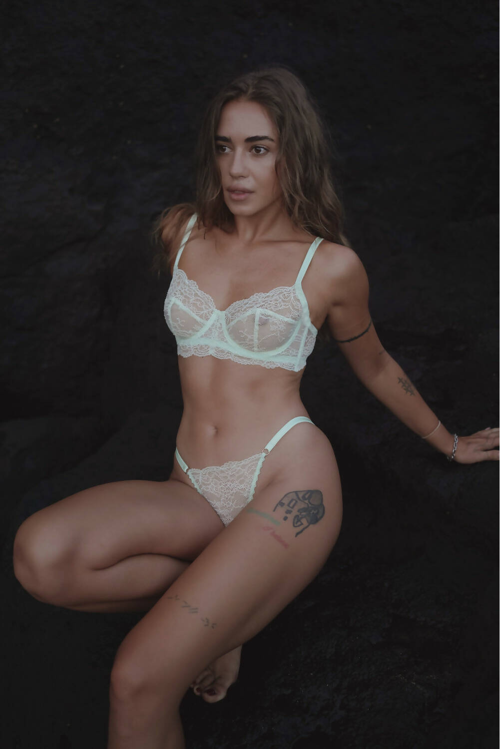 Clover Thong
