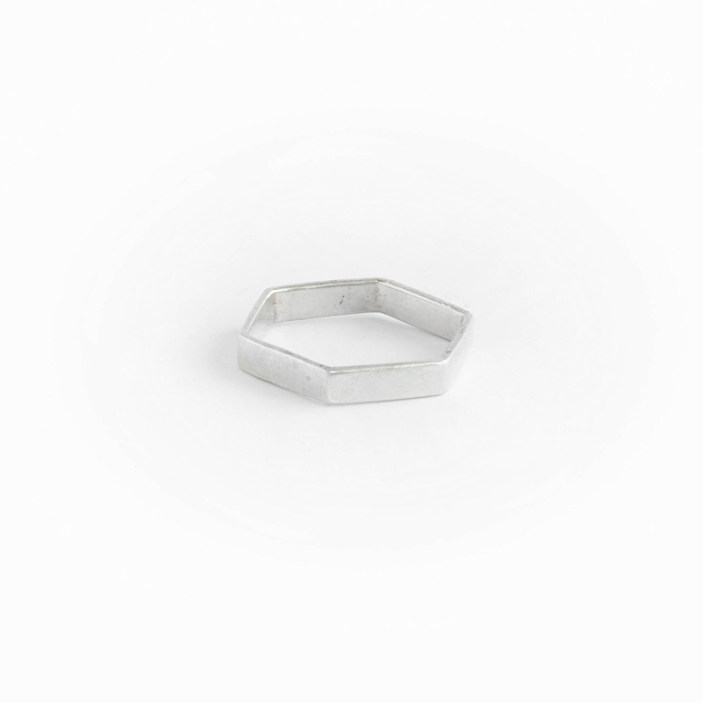 "Hexagon" ring
