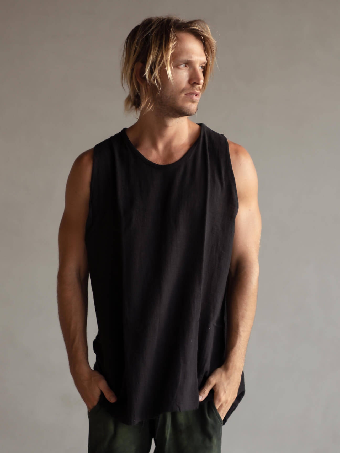 Cotton singlet black