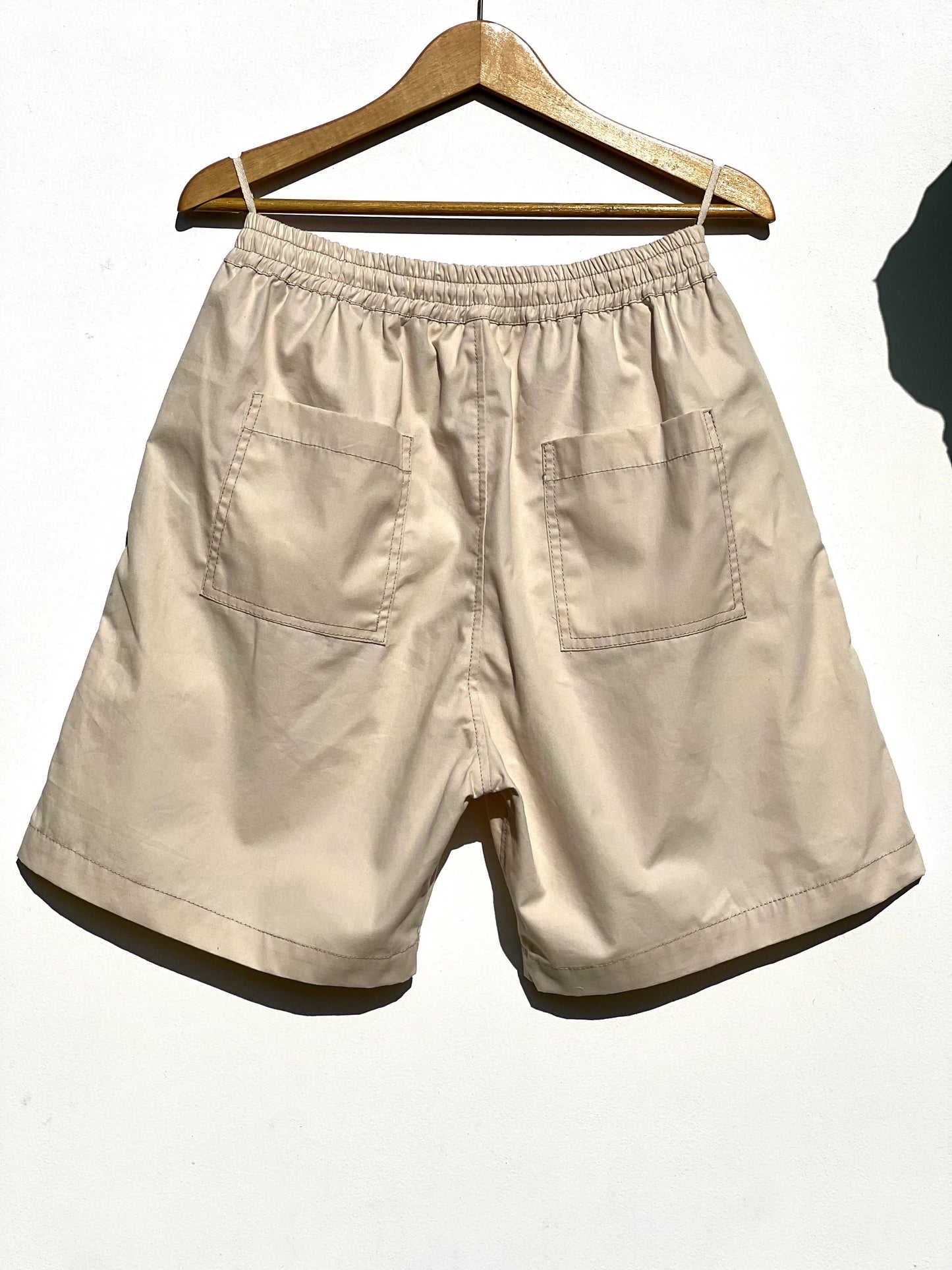 Bermuda shorts ivory