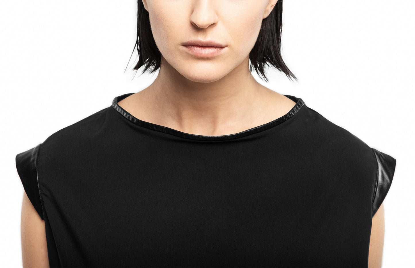 WOMEN BLACK FUTURISTIC TUNIC-DRESS | OVERZ