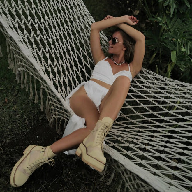 Full beige net boots