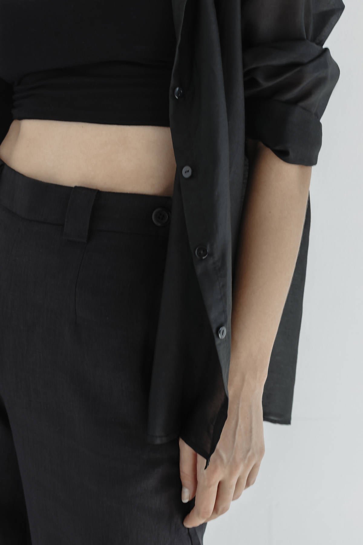 Linen pants black