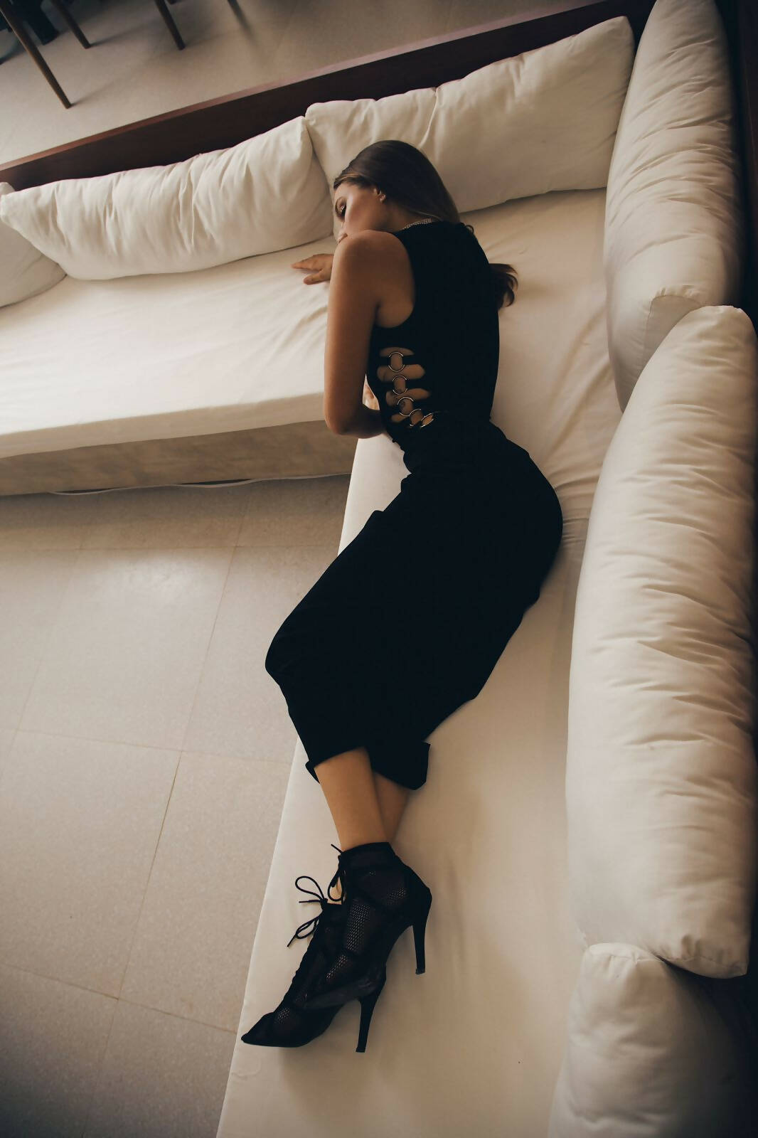 Duvessa Dress